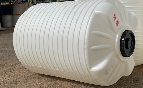 助力环保新里程，万科华洁拉萨塑料桶在各行各业中的应用