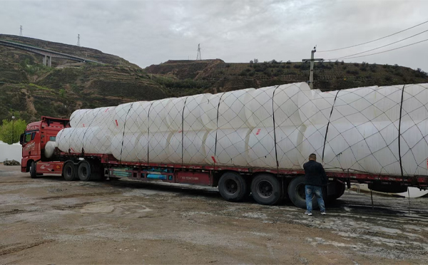 拉萨PE吨桶交付中